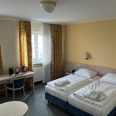 Traube Ruedesheim Hotel *